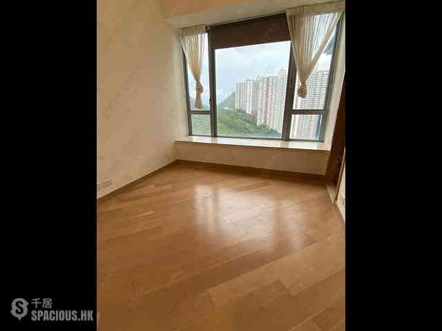 Ap Lei Chau - Larvotto Block 2 18