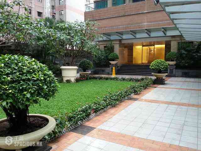 Wan Chai - The Zenith Phase 1 Block 3 07