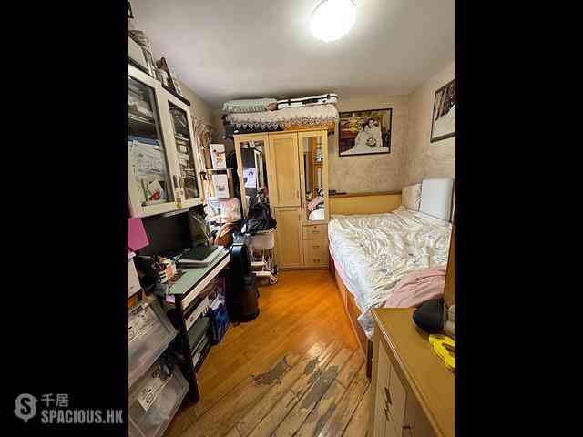 Yau Yat Chuen - Parc Oasis Block 28 03