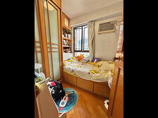 Yau Yat Chuen - Parc Oasis Block 28 04