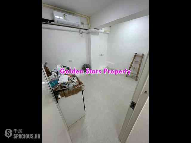 Sai Ying Pun - 12-14, Sai Yuen Lane 01