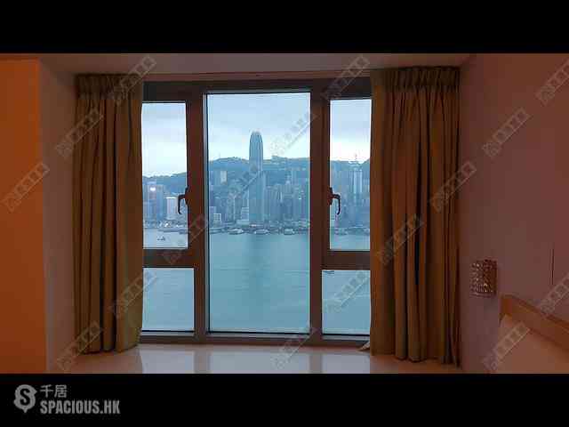 West Kowloon - The Harbourside Block 3 05
