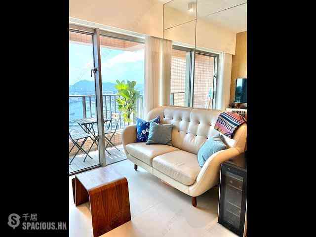 Tai Kok Tsui - Harbour Green Tower 5 01