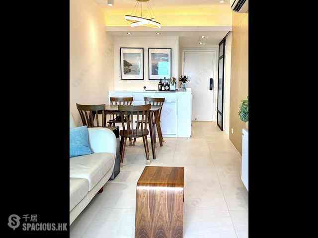 Tai Kok Tsui - Harbour Green Tower 5 03