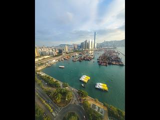 Tai Kok Tsui - One Silversea 09