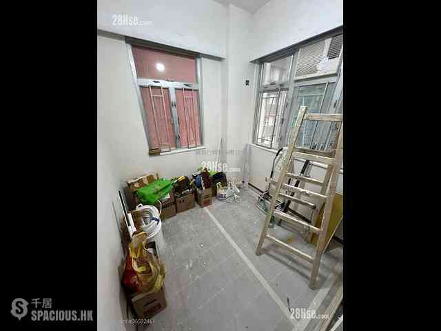 North Point - Aik San Mansion 08