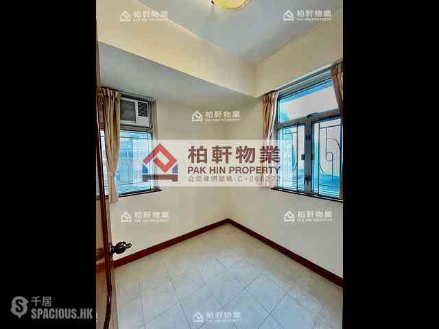 Quarry Bay - Ka Wing Building 06