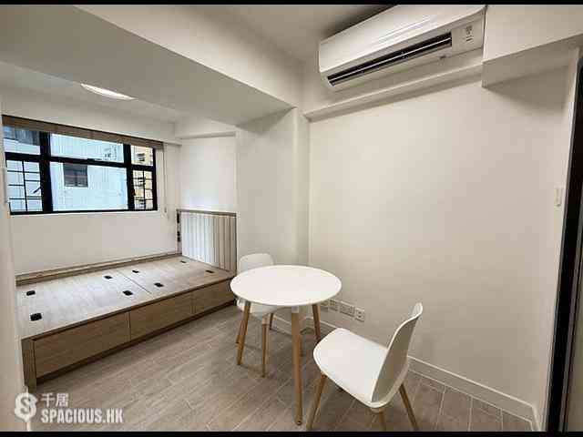 Sheung Wan - 64, Bonham Strand 01