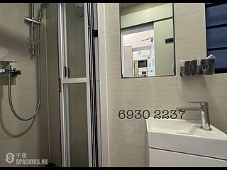 Sheung Wan - 64, Bonham Strand 06