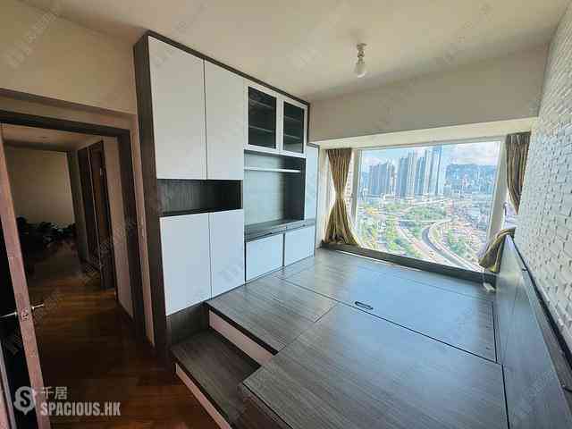 Tai Kok Tsui - Florient Rise 02