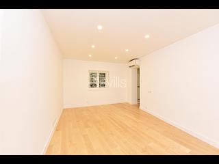 Mid Levels Central - Gladdon 03