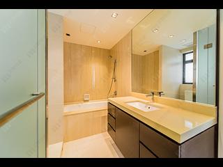 Mid Levels Central - Tavistock II 13