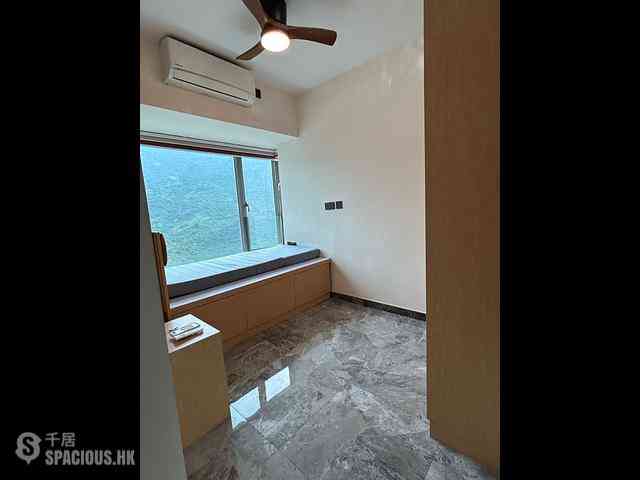 Tung Chung - Caribbean Coast Phase 4 Crystal Cove Tower 15 04