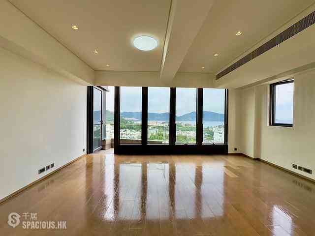 Chung Hom Kok - City Icon 01