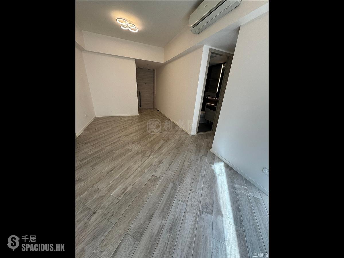 North Point - Fleur Pavilia Tower 2 01