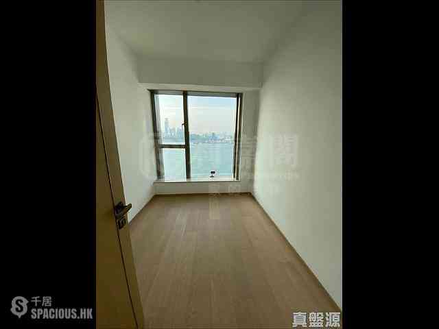 Fortress Hill - Harbour Glory Block 8 04