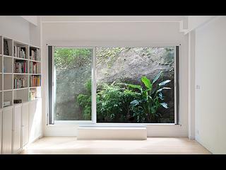 Kennedy Town - 32-34A, Li Po Lung Path 02