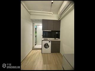 Sheung Wan - 100-102, Des Voeux Road West 04