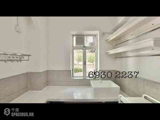 Sai Ying Pun - 31, Eastern Street 04