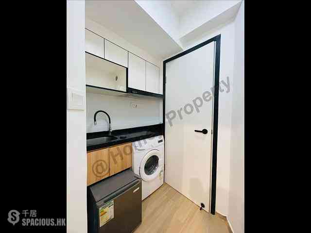 Mong Kok - Kiu Ming Mansion 03