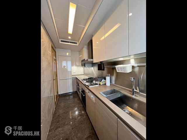 Jordan - Grand Austin Block 5 13