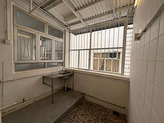 Sai Ying Pun - 31-31A, Pok Fu Lam Road 07