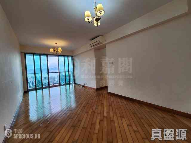 Tseung Kwan O - The Grandiose Block 3 01