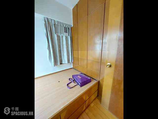 Causeway Bay - Hoi Hing Building 06