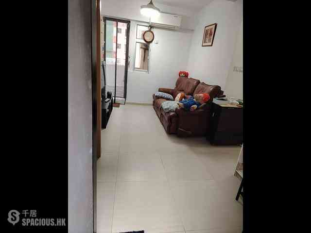 Shau Kei Wan - On Lok Building 03