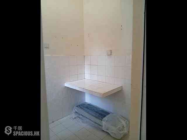 Sai Ying Pun - 17, High Street 08