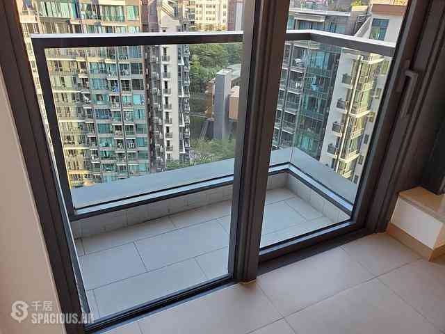 Gold Coast / So Kwun Wat - The Bloomsway The Laguna Tower 3 09