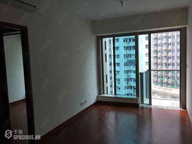 Wan Chai - The Avenue Phase 1 Block 5 11