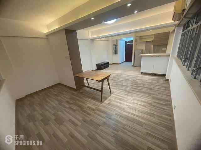 Central - 14, Gage Street 03