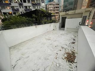 Central - 14, Gage Street 05