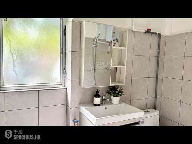 Sai Ying Pun - 35, Eastern Street 04