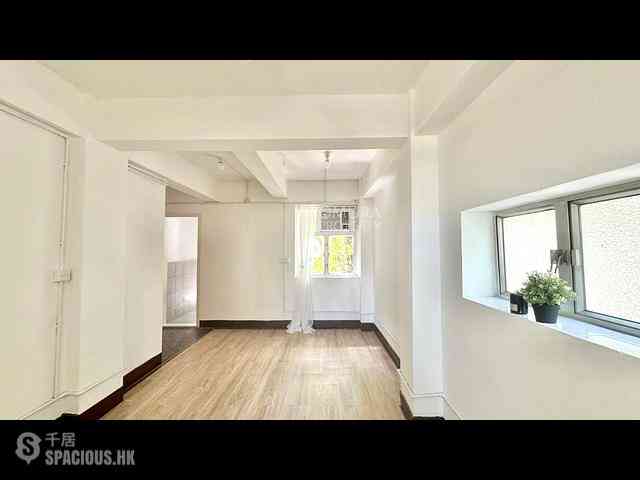 Sai Ying Pun - 35, Eastern Street 07