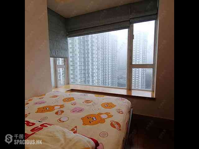 Quarry Bay - The Orchards Block 2 04