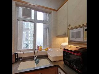 Quarry Bay - The Orchards Block 2 05