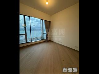 North Point - Victoria Harbour Phase 2B-3 Tower 2 04