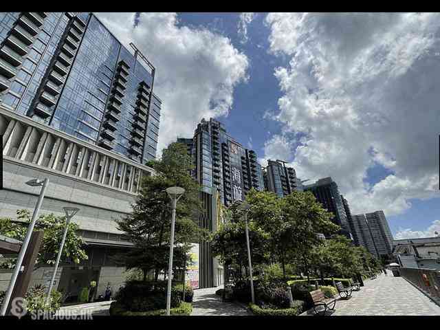 North Point - Victoria Harbour Phase 2B-3 Tower 2 06