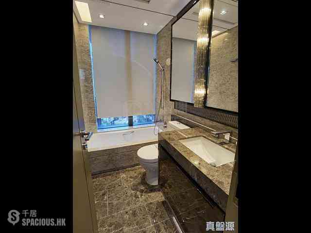 North Point - Victoria Harbour Phase 2B-3 Tower 2 07