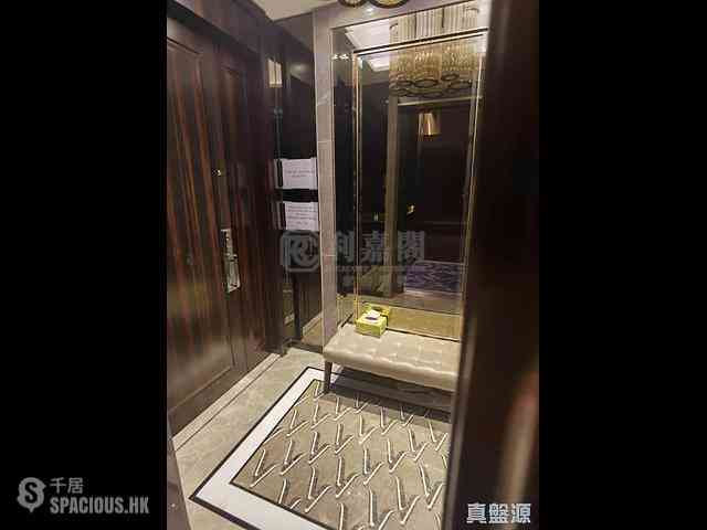 North Point - Victoria Harbour Phase 2B-3 Tower 2 08