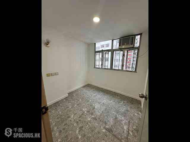 Kennedy Town - New Fortune House Block A 02