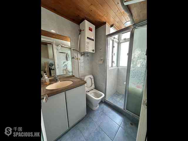 Kennedy Town - New Fortune House Block A 07