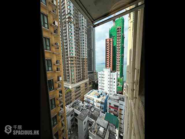 Kennedy Town - Kam Tong Building 01
