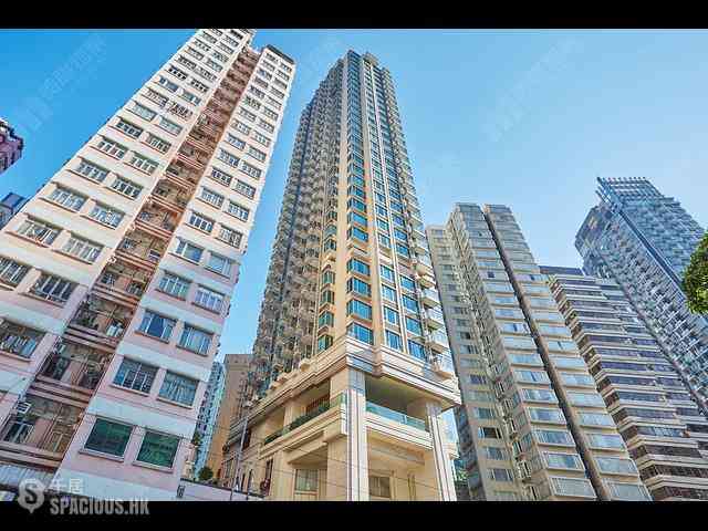Wan Chai - The Avenue Phase 1 14