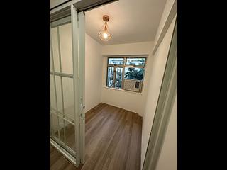 Sai Ying Pun - Wing Lee Building 09