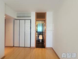 West Kowloon - The Harbourside Block 2 02