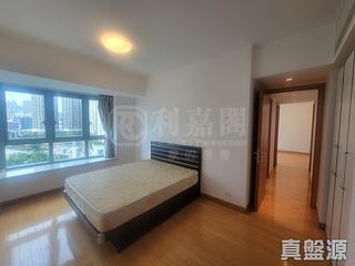 West Kowloon - The Harbourside Block 2 06