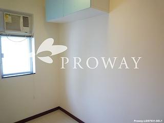 Wan Chai - Wai Lun Building 09